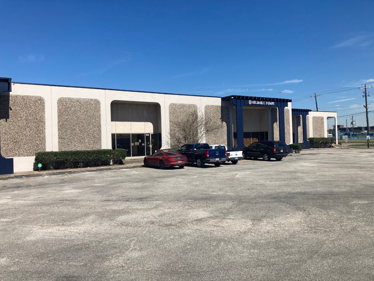 6101-6127 Long Dr, Houston, TX for lease Building Photo- Image 1 of 9