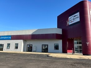 21639 Miles Rd, North Randall, OH for lease Building Photo- Image 2 of 4
