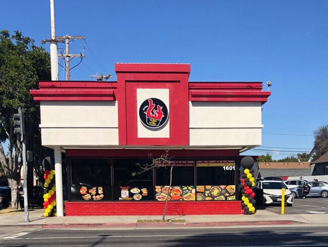 More details for 1601 E 7th St, Long Beach, CA - Retail for Sale