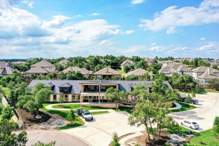 1011 Wilson Ranch pl, Cedar Park, TX for lease - Primary Photo - Image 1 of 19