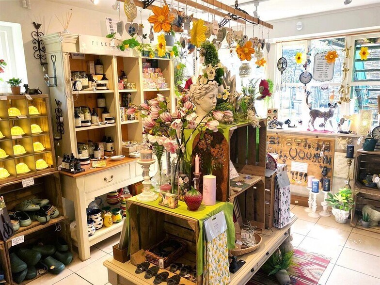 44 High St, Dulverton à vendre - Photo du bâtiment - Image 3 de 21