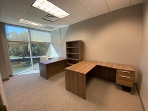 258 Southhall Ln, Maitland, FL for lease Interior Photo- Image 2 of 4