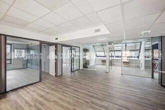 2 Rue De La Renaissance, Antony for lease Building Photo- Image 2 of 12