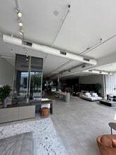 68 Route 17, Paramus, NJ for lease Interior Photo- Image 2 of 3