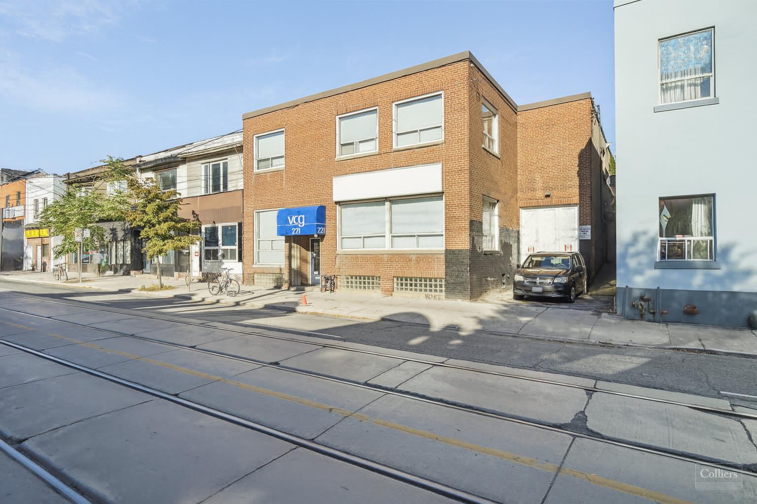 221 Broadview Ave, Toronto, ON for sale Primary Photo- Image 1 of 5