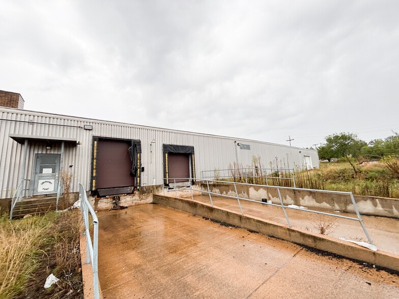 1475 S Sam Houston Blvd, Houston, MO à vendre - Photo du bâtiment - Image 2 de 23