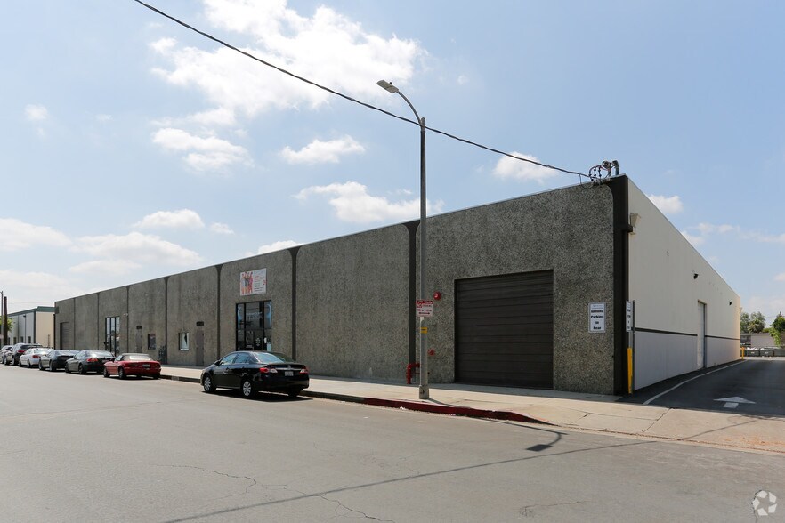 15044-15054 Keswick St, Van Nuys, CA à louer - Photo du bâtiment - Image 2 de 22