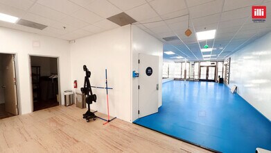 360 Via Las Brisas, Newbury Park, CA for lease Interior Photo- Image 2 of 3