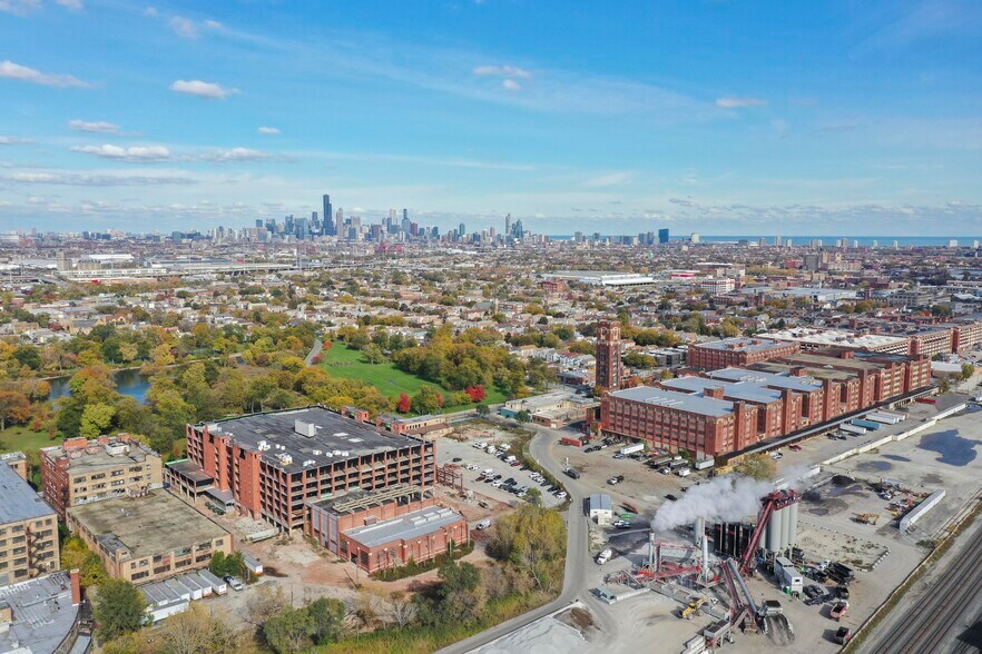 1965 W Pershing Rd, Chicago, IL à louer - Photo du bâtiment - Image 3 de 14