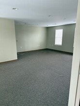 7840-7846 Forest Hill Ave, Richmond, VA for lease Interior Photo- Image 1 of 3