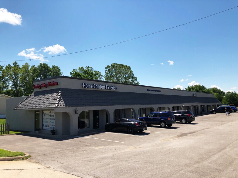 7821-7833 Mexico Rd, Saint Peters, MO à louer - Photo du bâtiment - Image 2 de 3