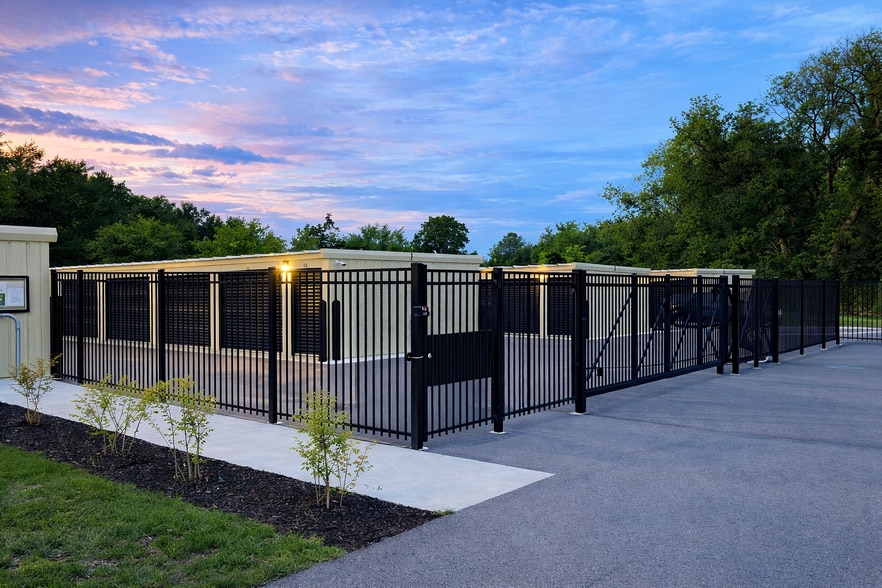 353 E First St, Fennville, MI for sale - Building Photo - Image 3 of 9