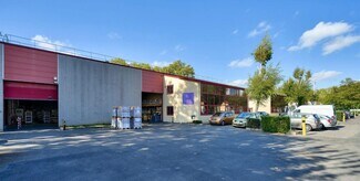 Plus de détails pour Local d'activités à louer