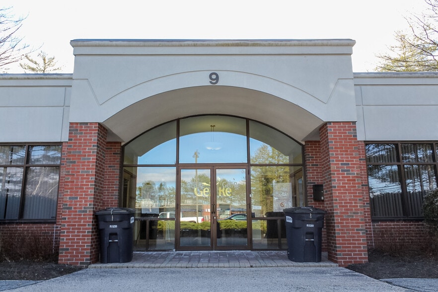 9 Donald B Dean Dr, South Portland, ME for lease - Building Photo - Image 2 of 10