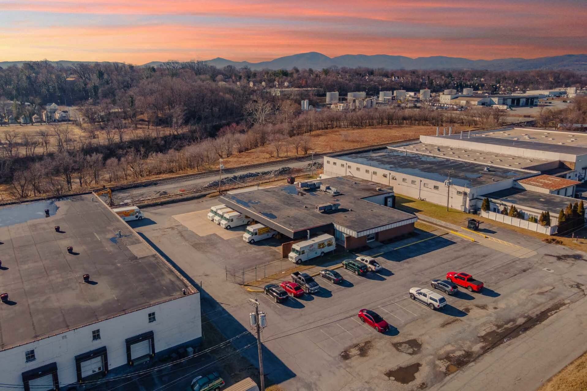 2482 Patterson Ave SW, Roanoke, VA à vendre Photo du bâtiment- Image 1 de 1