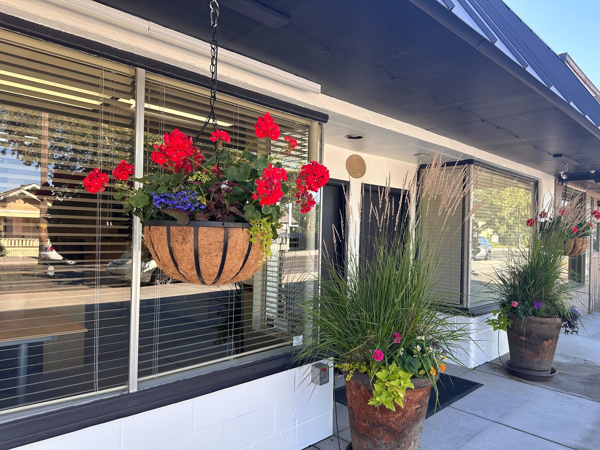 46 N College Ave, College Place, WA à vendre Photo principale- Image 1 de 1