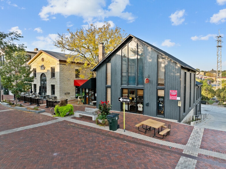 5-31 N River St portfolio of 5 properties for sale on LoopNet.ca - Building Photo - Image 2 of 13