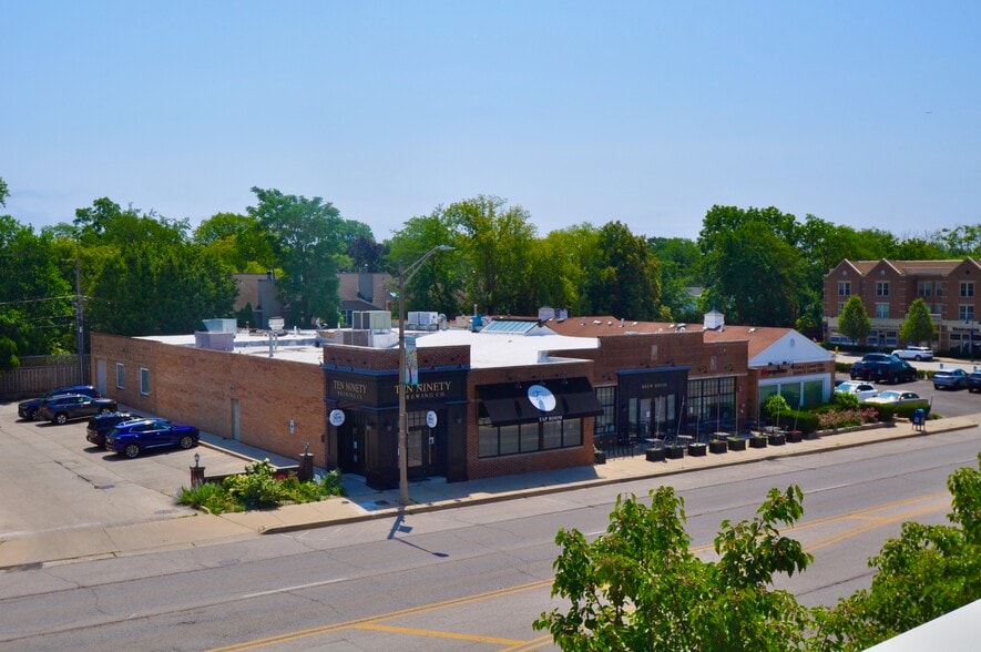 1015-1025 Waukegan Rd, Glenview, IL à vendre - Photo du bâtiment - Image 2 de 3