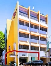 190-192 N Canon Dr, Beverly Hills, CA for lease Building Photo- Image 1 of 11