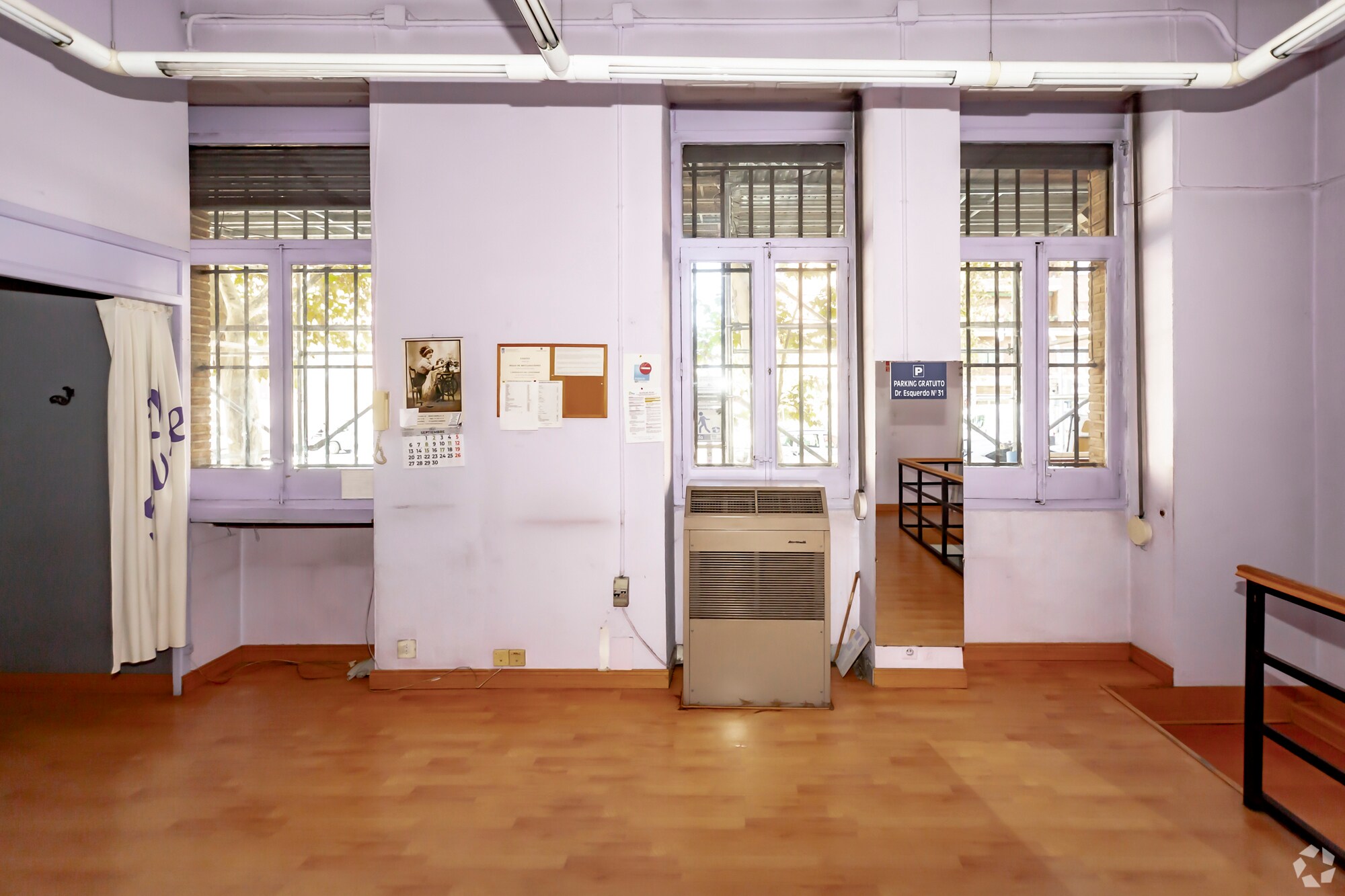 Retail in Madrid, Madrid for lease Interior Photo- Image 1 of 2