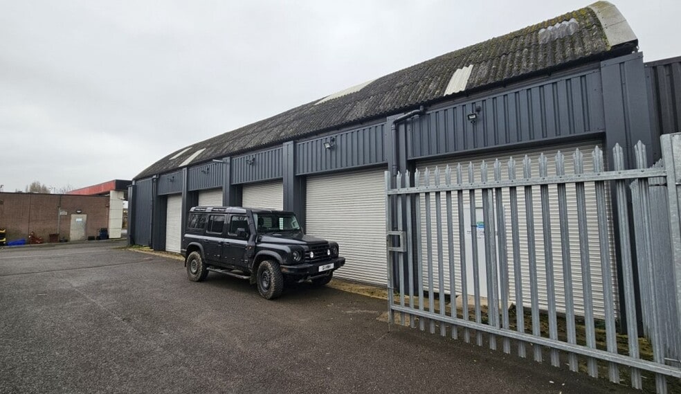 209 Westgate St, Gloucester for lease - Building Photo - Image 2 of 3