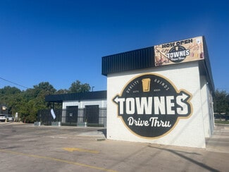 Plus de détails pour 4100 Bryant Irvin Rd, Fort Worth, TX - Commerce de détail à louer