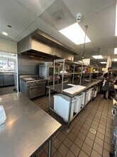 123 E Cermak Rd, Chicago, IL for lease Interior Photo- Image 2 of 10