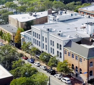 Plus de détails pour 168 E Highland Ave, Elgin, IL - Plusieurs types d'espaces à louer