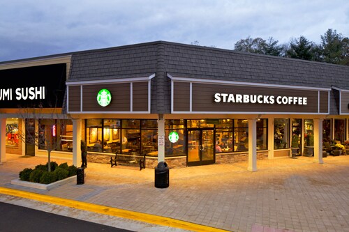 9835-9897 Georgetown Pike, Great Falls, VA à louer - Photo du bâtiment - Image 2 de 3