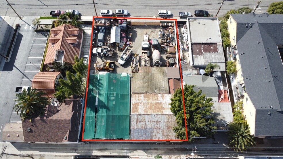 1344 Temple Ave, Long Beach, CA à vendre - Photo du bâtiment - Image 3 de 3