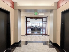 231 S Bemiston Ave, Clayton, MO for lease Interior Photo- Image 2 of 11