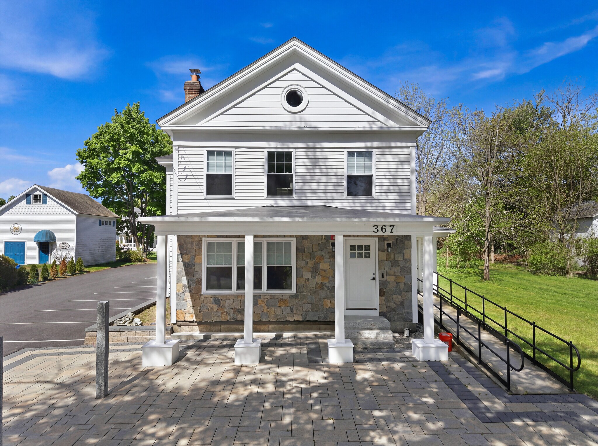 367 Main St, Oxford, MA à vendre Photo du bâtiment- Image 1 de 38