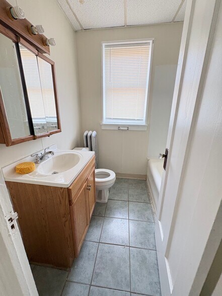 10812 S King Dr, Chicago, IL à vendre - Photo du bâtiment - Image 3 de 6