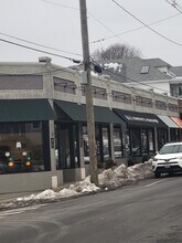 689-697 Belmont St, Belmont, MA à louer Photo du bâtiment- Image 1 de 5