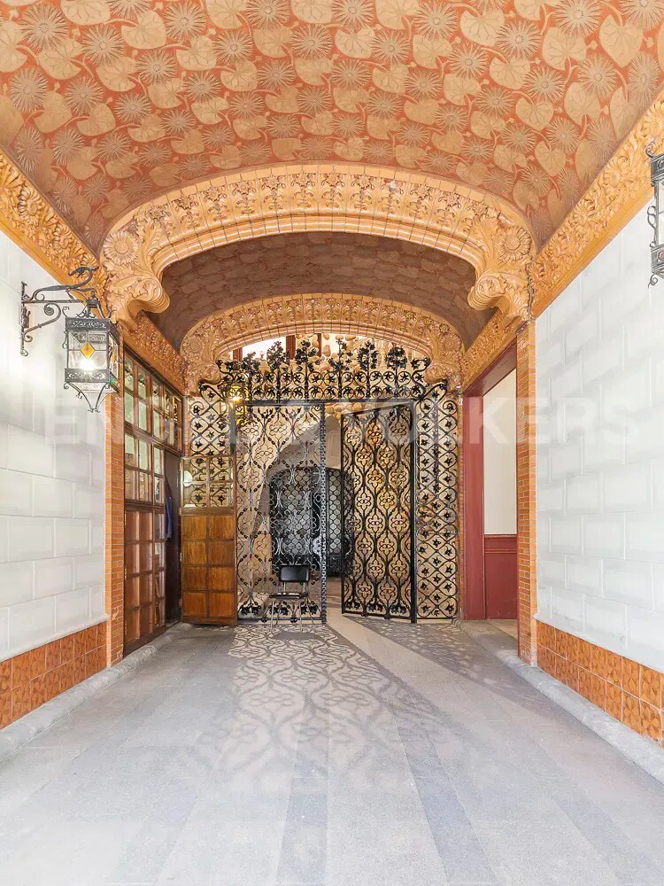 Bureau dans Barcelone, Barcelona à louer Photo du bâtiment- Image 1 de 2