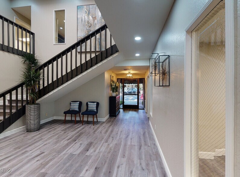 515 13th St, Modesto, CA à louer - Photo du bâtiment - Image 3 de 14