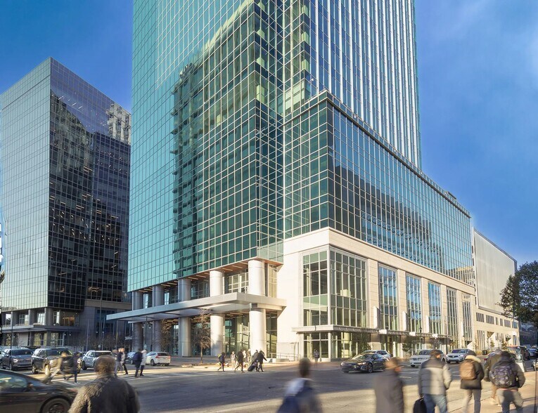 600 S Tryon St, Charlotte, NC à louer - Photo du bâtiment - Image 3 de 21