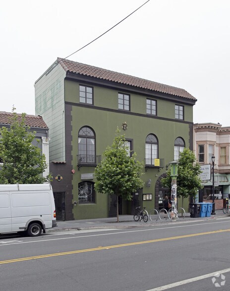 766 Valencia St, San Francisco, CA à vendre - Photo du bâtiment - Image 1 de 2