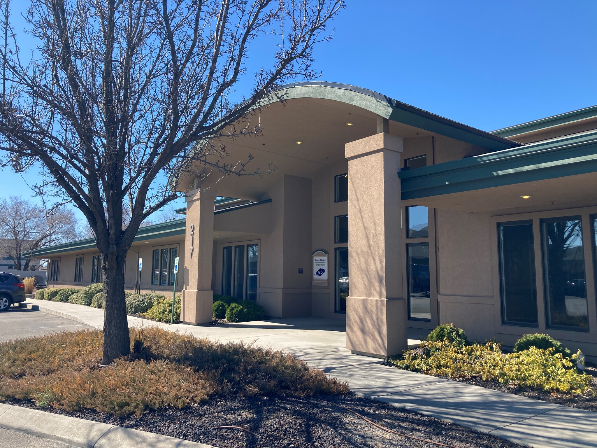 217 W Georgia Ave, Nampa, ID for lease Building Photo- Image 1 of 4