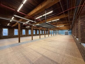 1 Front St, Rollinsford, NH for lease Interior Photo- Image 1 of 8