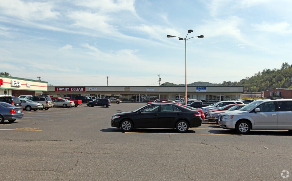1629 Ashland Rd, Greenup, KY for sale - Primary Photo - Image 1 of 4