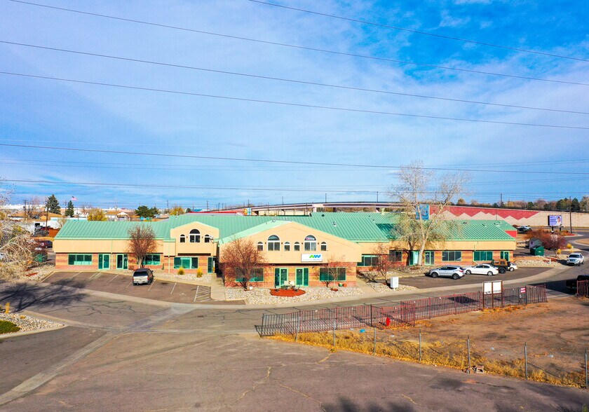 4719 S Santa Fe Cir, Englewood, CO for lease - Building Photo - Image 1 of 6