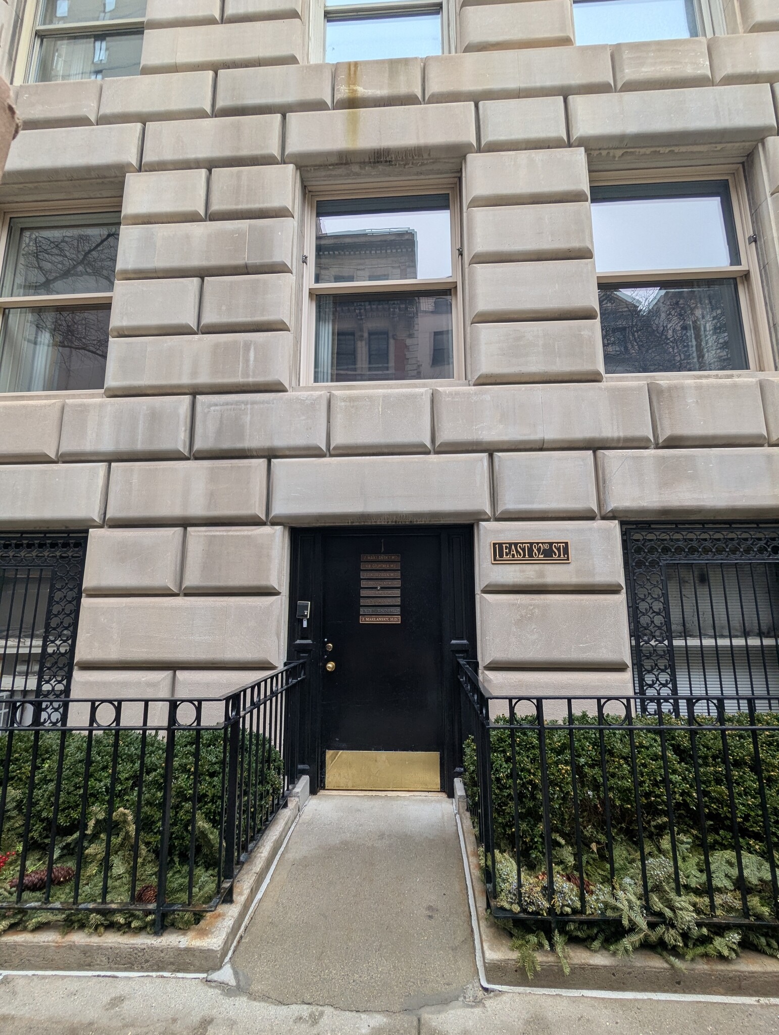 1010 5th Ave, New York, NY for sale Primary Photo- Image 1 of 3