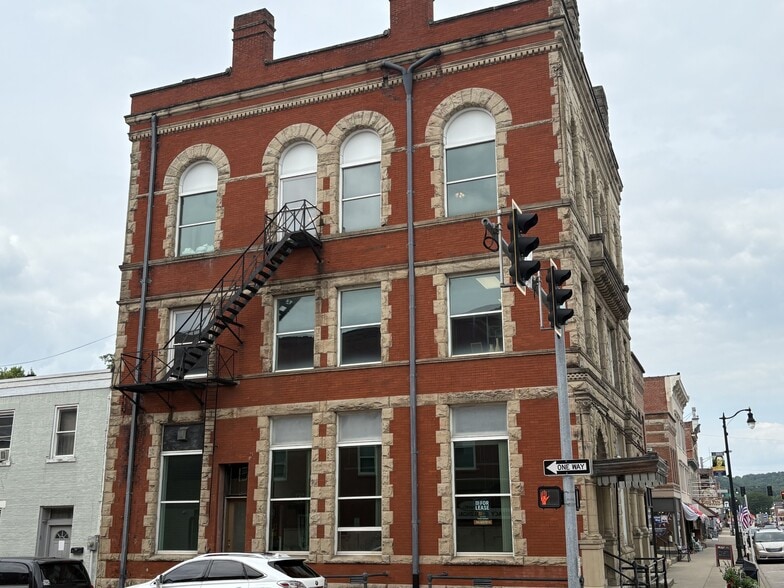 500 Main St, Brookville, IN for lease - Building Photo - Image 2 of 9
