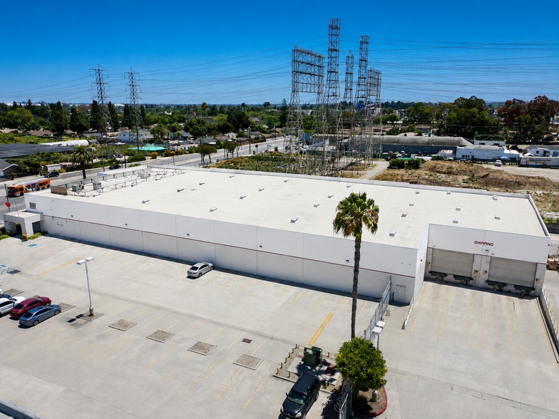 6925 Atlantic Ave, Long Beach, CA for lease - Building Photo - Image 2 of 47