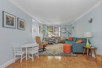 23 W 73rd St, New York, NY for lease Interior Photo- Image 2 of 9
