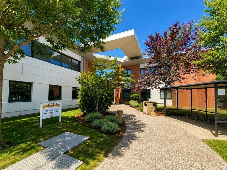 12 Rue Michel Labrousse, Toulouse à vendre - Photo du bâtiment - Image 1 de 22