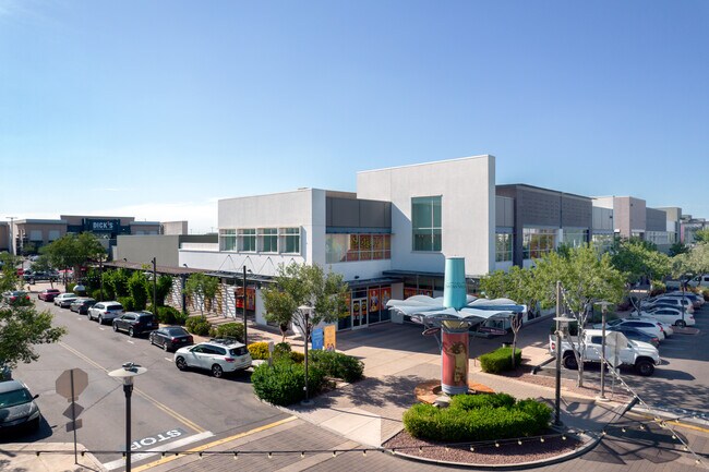 Plus de détails pour 2156 E Williams Field Rd, Gilbert, AZ - Bureau à louer
