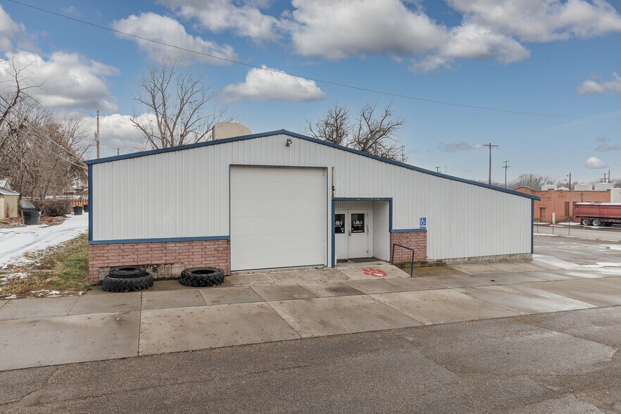 340 W Commercial St, Weiser, ID à vendre - Photo du bâtiment - Image 1 de 20