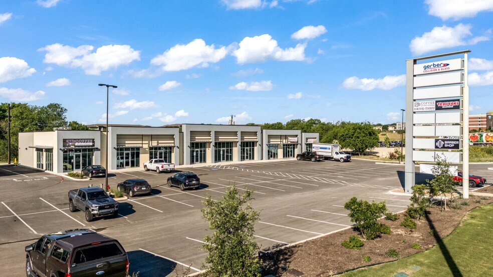 8530 State Highway 151, San Antonio, TX à louer - Photo du bâtiment - Image 3 de 10